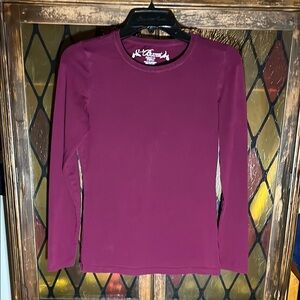 ✨2 for $15✨ L.A. Blues Maroon/Burgundy Fitted Long Sleeve T-Shirt Size small.
